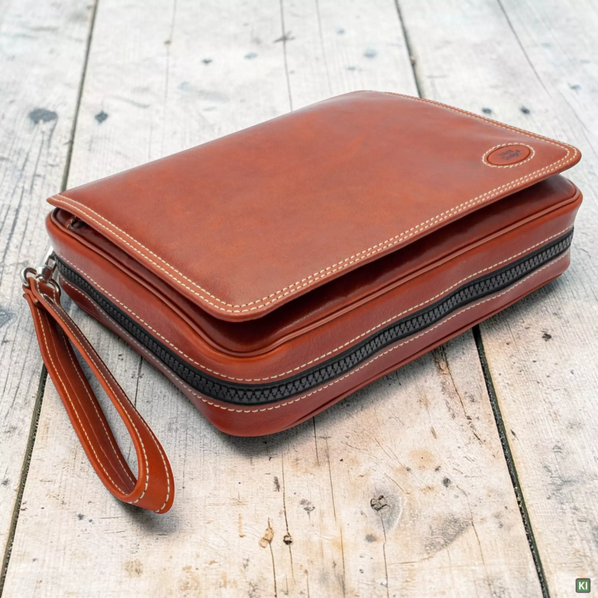 Pfeifentasche aus Leder braun und rustikal