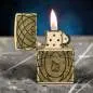 Vorschaubild: Zippo 60007909 Keltische Flamme Armor Antique Brass MultiCut Szene