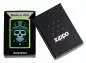 Vorschaubild: Zippo 60007864 Irish Skull Lurid mit grünem Totenkopf Verpackung