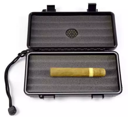 Reise-Humidor Cigar Case S3 Acryl schwarz offen