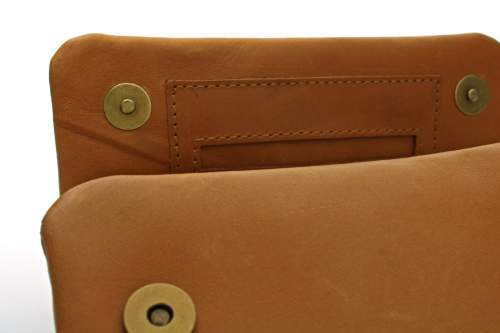 Produktbild: Mestango Kalbsleder hellbraun Magnetknöpfe