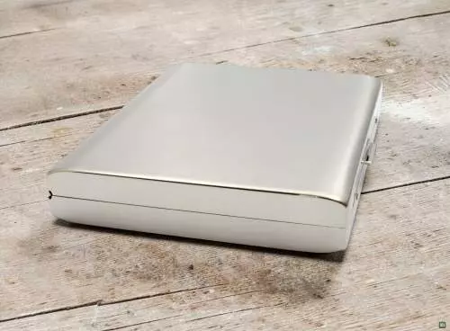 Produktbild: Zigarettenetui Pearl Metall silberfarben satiniert 20er Szene