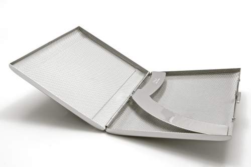 Produktbild: Zigarettenetui Pearl Metall silberfarben mit schwarzem Dekor 20er