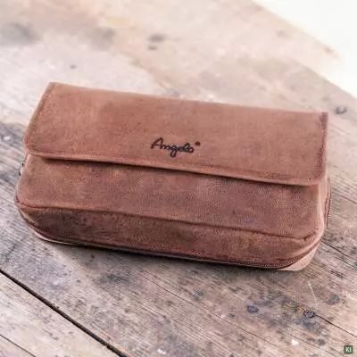 Produktbild: Angelo Pfeifentasche Ziegen-Veloursleder braun Szene