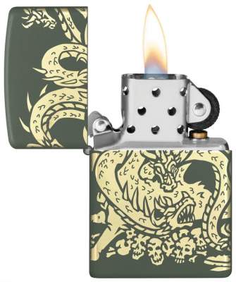 Produktbild: Zippo Dragon grün matt mit 360 Drachen Gravur Feuerzeug offen