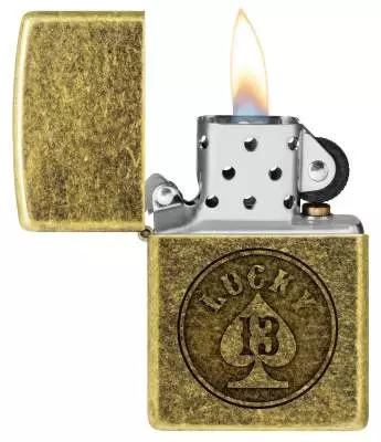 Produktbild: Zippo Lucky 13 Messing Antik Feuerzeug offen