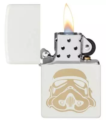 Produktbild: Zippo Original Stormtrooper Helmet Design weiß matt Feuerzeug offen