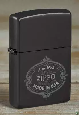 Produktbild: Zippo Plakette schwarz poliert Szene