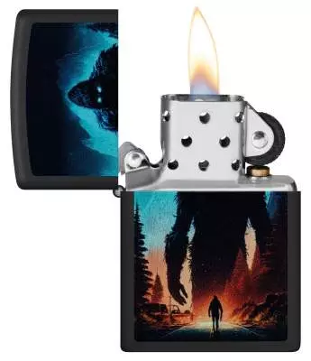 Produktbild: Zippo Sasquatch Black Light schwarz Feuerzeug offen