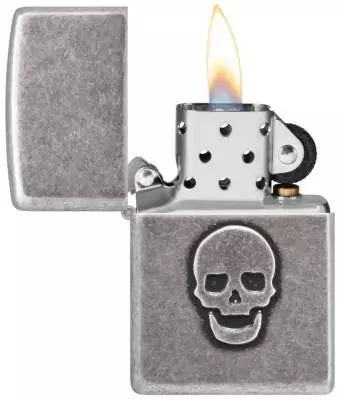 Produktbild: Zippo Stamped Skull in altsilber Feuerzeug offen