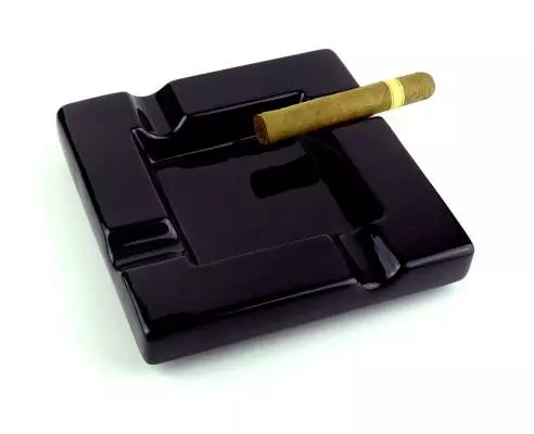 Design Zigarrenascher Keramik schwarz 4 Ablagen quadratisch