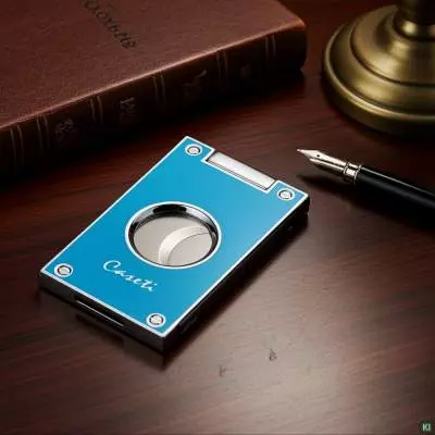 Produktbild: Caseti Paris Zigarrenschneider türkisblau auf dem Tisch