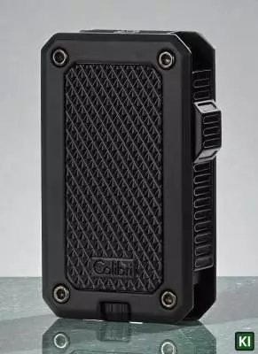 Produktbild: Colibri Rally schwarz Feuerzeug auf dem Tisch