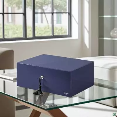 Produktbild: Humidor Caseti Paris dunkelblau im Wohnzimmer