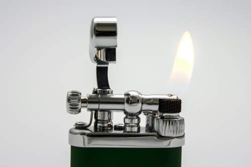 Produktbild: IM Corona Old Boy Pfeifenfeuerzeug chrom grün 64-3108