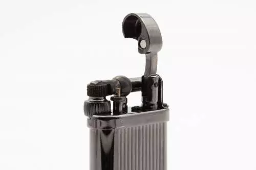 Produktbild: IM Corona Old Boy Pfeifenfeuerzeug verchromt 64-8306 offen
