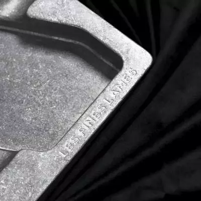 Produktbild: Les Fines Lames DYAD RAW Aluminum Beschriftung