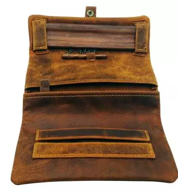 Produktbild: Kavatza Buckaroo Deluxe P 05RO Leder dunkelbraun Joint Tasche offen