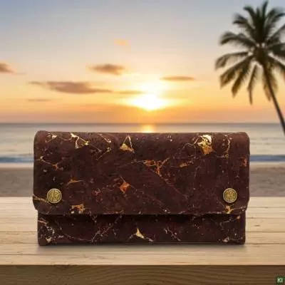 Produktbild: Original Kavatza Golden Earth Deluxe Kork TPC58CR Tabaktasche am Strand
