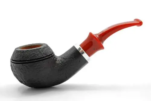 Produktbild: Rattray's Beltane's Fire Sandblast Black mit rotem Mundstück