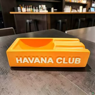 Produktbild: Havana Club Secundo Yellow Zigarrenascher Szene