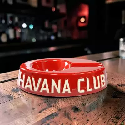 Produktbild: Havana Club Egoista Red Zigarrenascher Szene