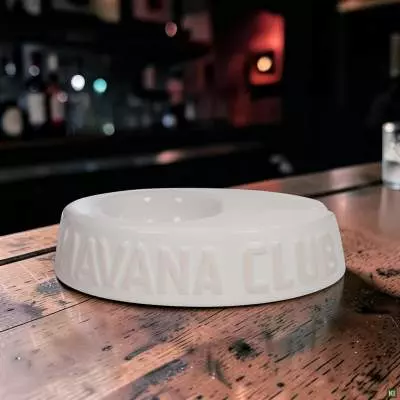 Produktbild: Havana Club Egoista White Zigarrenascher Szene