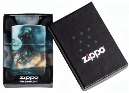 Produktbild: Zippo 60007832 Kraken-Angriff 540° Color mit riesigem Kraken Verpackung
