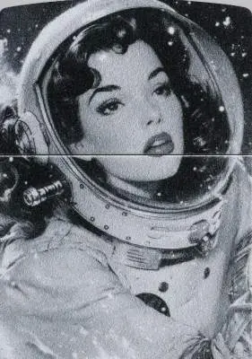 Produktbild: Zippo 60007871 Vintage Astronautin High Polish Chrome Color Image Frontausschnitt