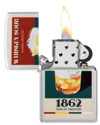 Produktbild: Zippo 60007874 Whiskey Sour 1862 Satin Chrome Color Image offen mit Flamme