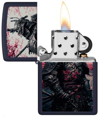 Produktbild: Zippo Samurai Warrior in Navy Blue Feuerzeug offen