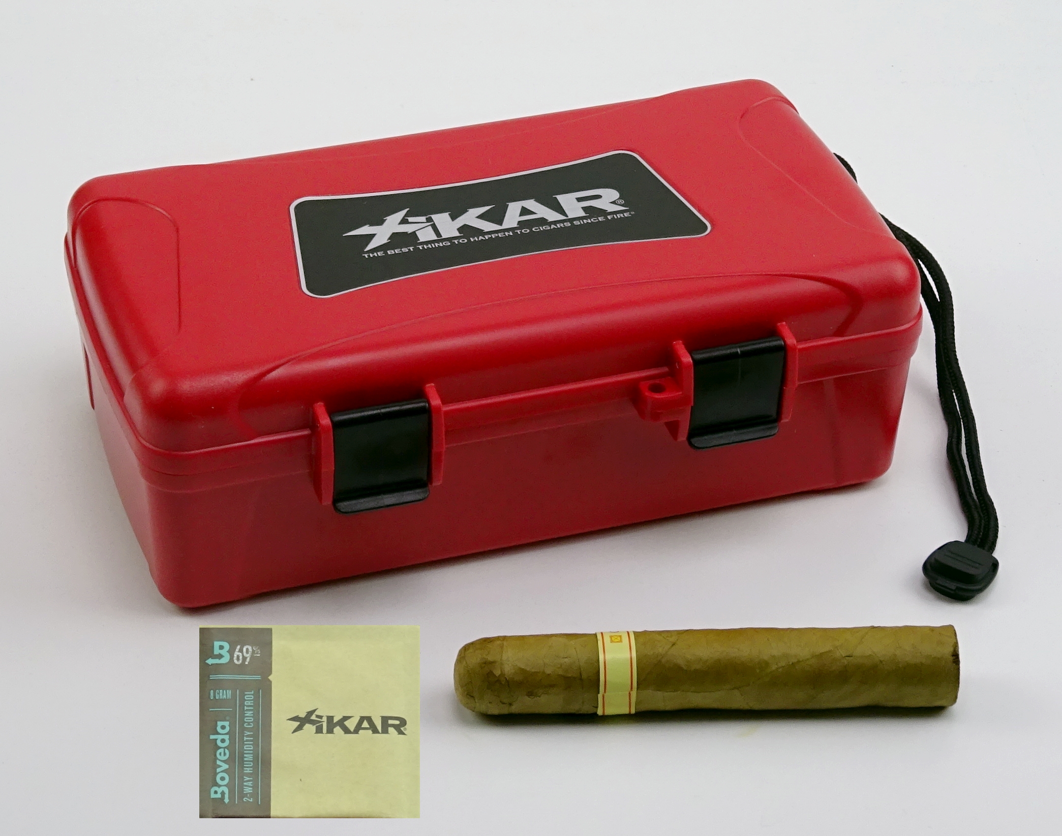 Reisehumidor Xikar 1210xi ABS schwarz 10 Zigarren mit Xikar-Boveda-Befeuchter