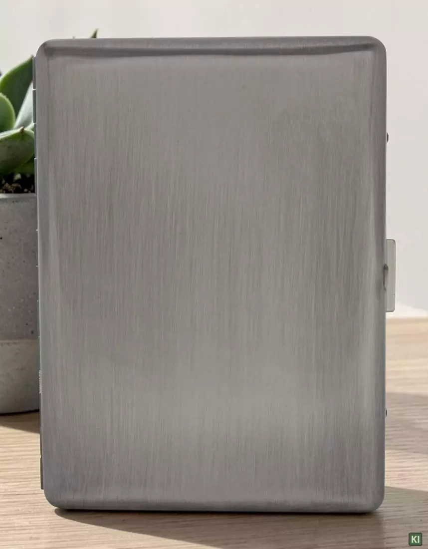 Produktbild: Zigarettenetui Pearl Metall silberfarben 9er stehend