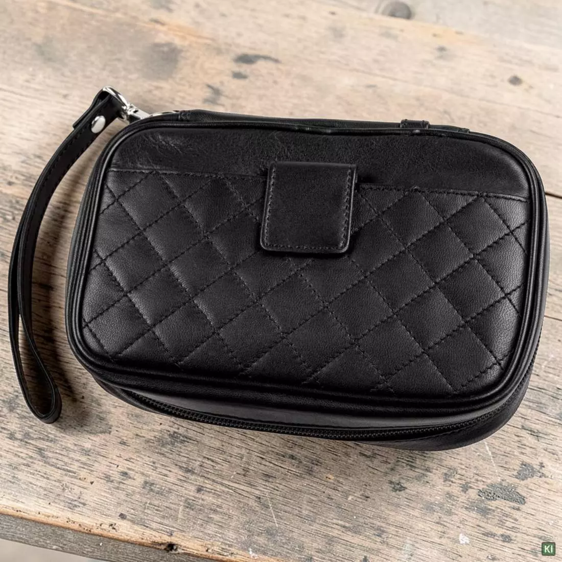 Produktbild: Angelo Pfeifentasche Schaf-Nappaleder schwarz Szene