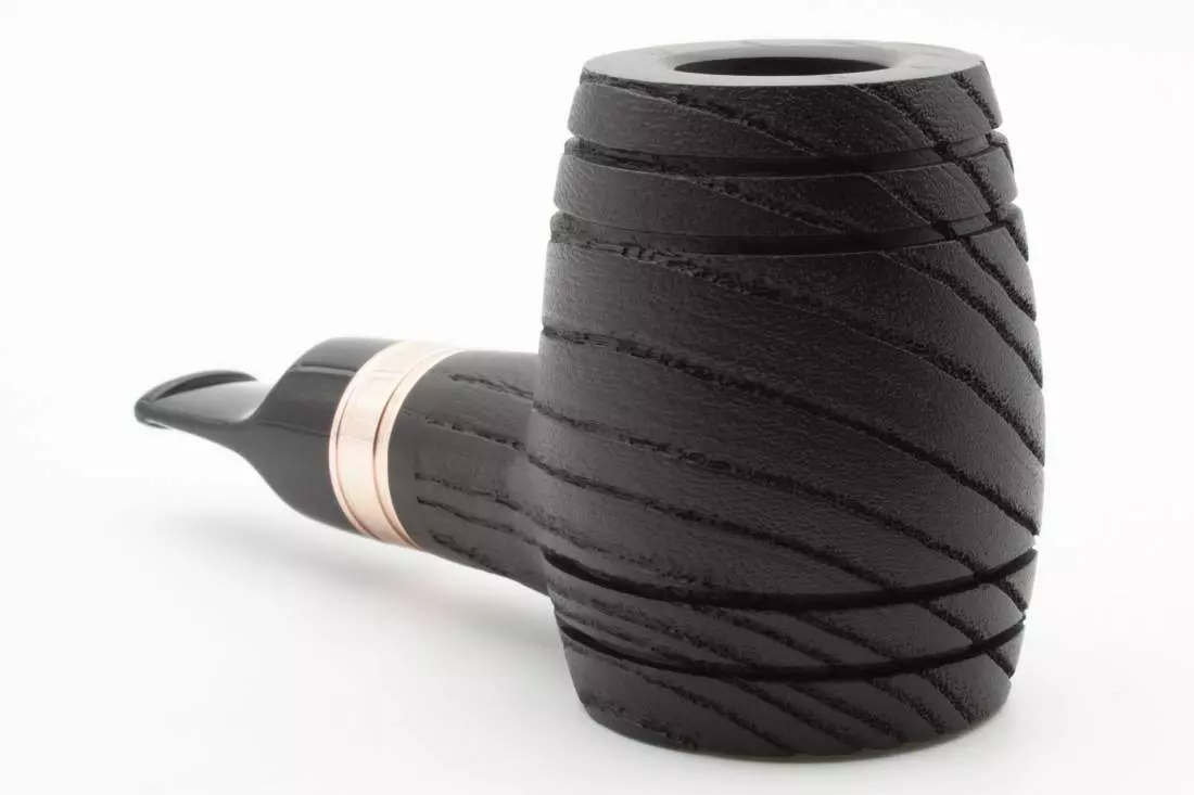 Produktbild: Rattray’s Devil's Cut G Black Pfeife von vorne
