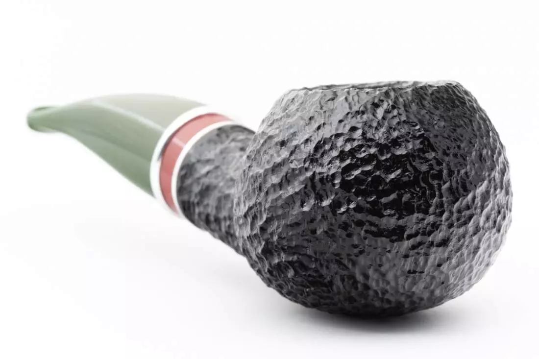 Produktbild: Savinelli St. Nicholas 2025 320 Pfeife schräg vorne
