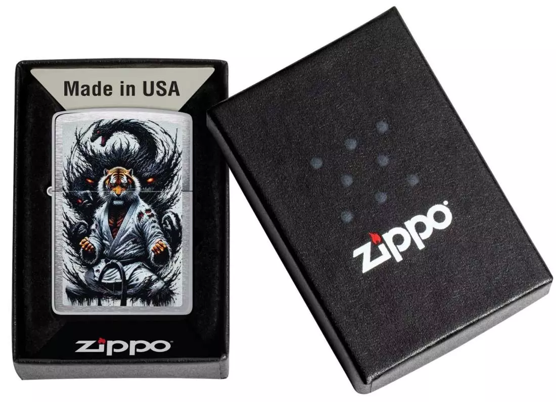 Produktbild: Zippo Karate-Tiger chrom gebürstet Feuerzeug Verpackung