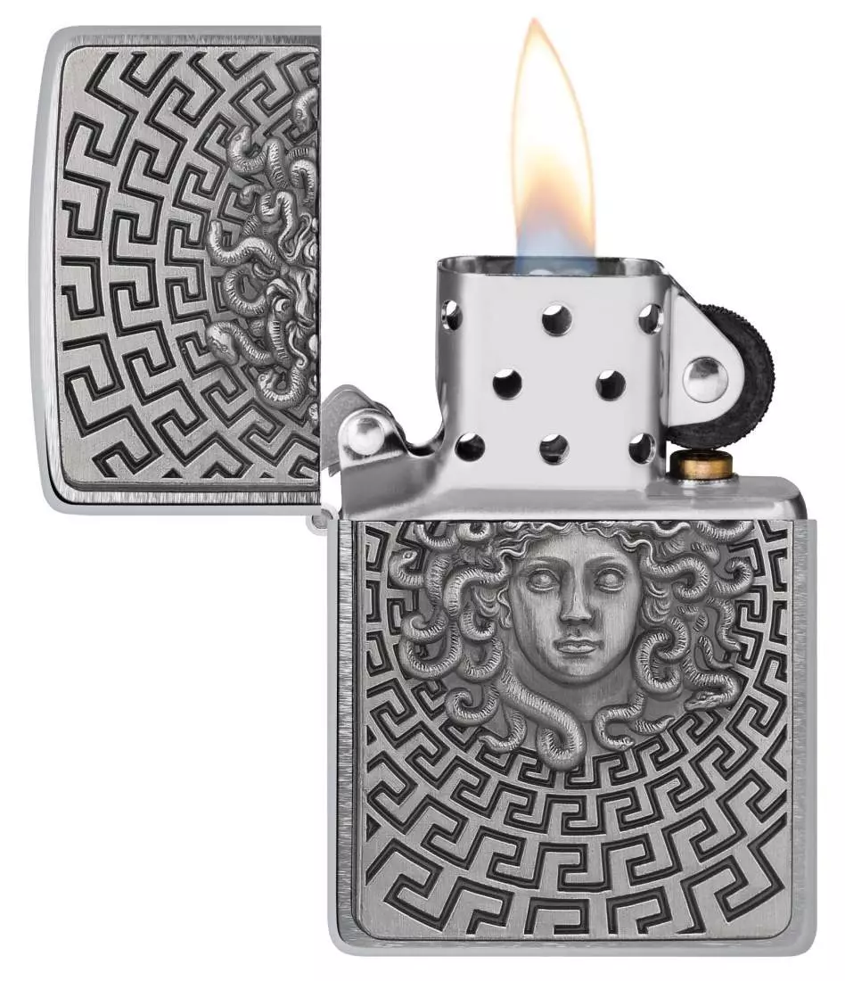 Produktbild: Zippo Medusa Emblem Chrom Feuerzeug offen