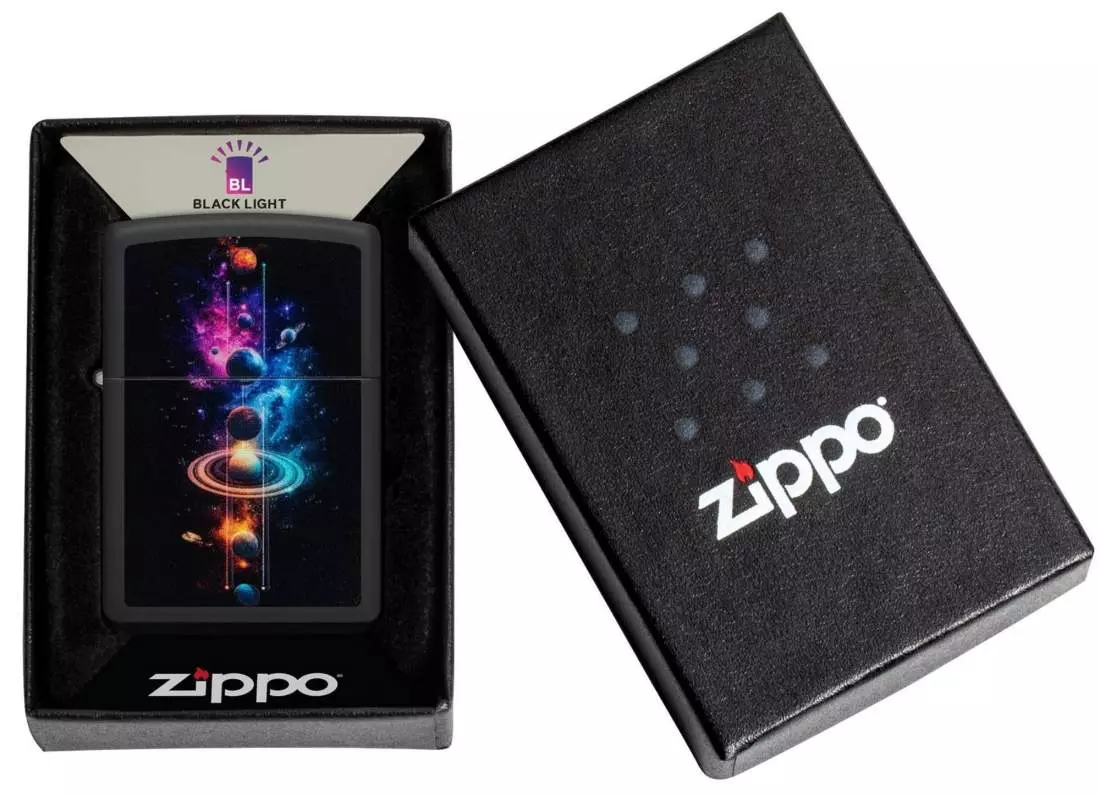 Produktbild: Zippo Solar System Schwarzlicht Kosmos Verpackung
