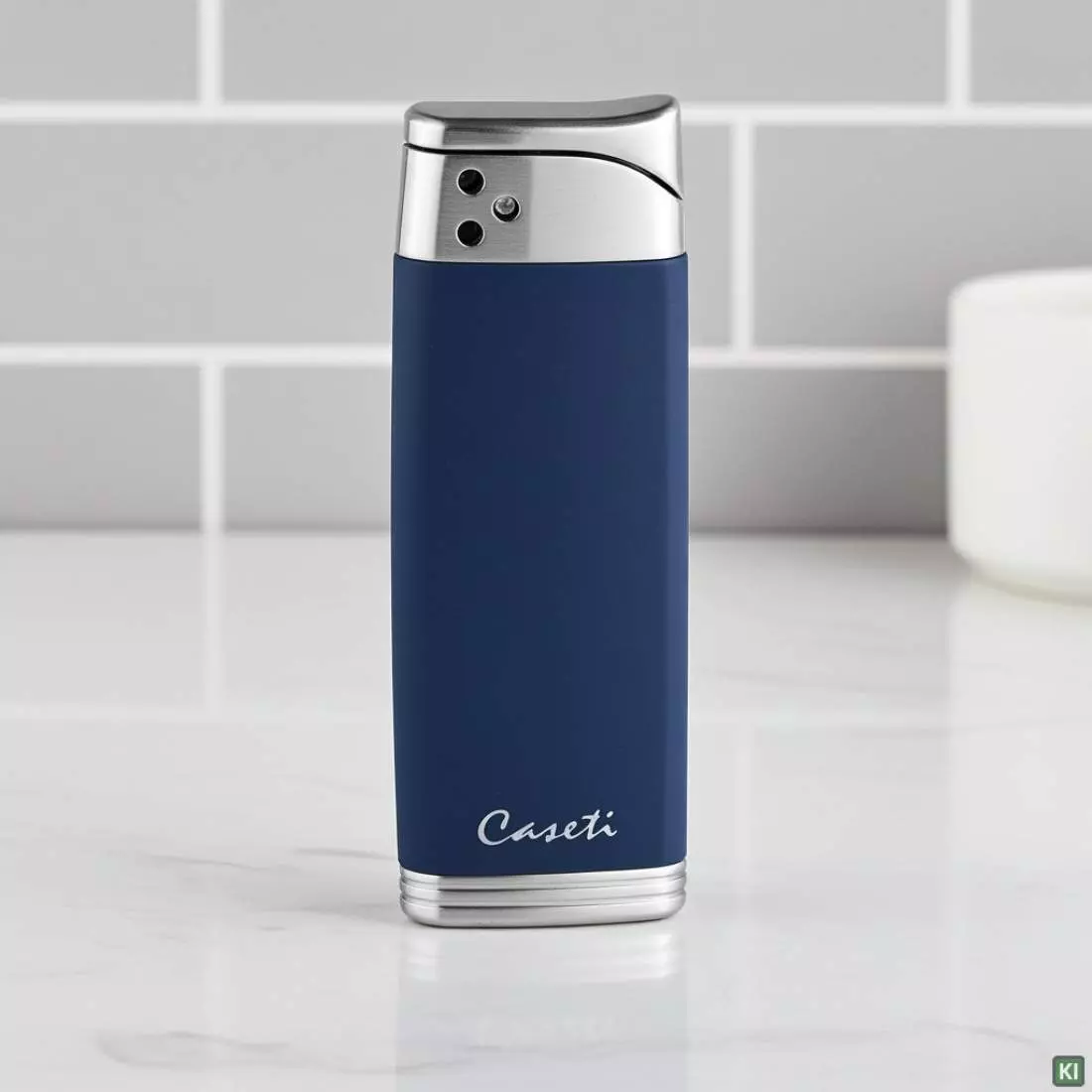Produktbild: Caseti Paris Piezo Feuerzeug blau matt chrom vorne