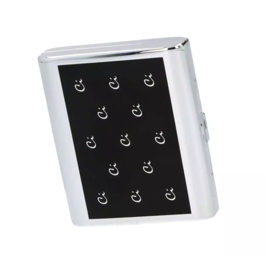 Produktbild: Zigarettenetui Caseti Chrom schwarz mit Ci Logo 18er schräg