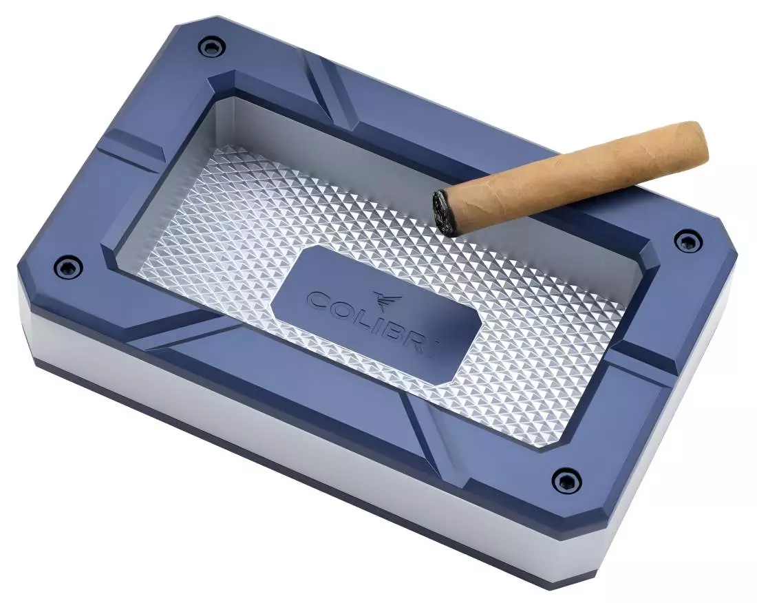 Produktbild: Colibri Rally Zigarrenascher marineblau silber mit Zigarre