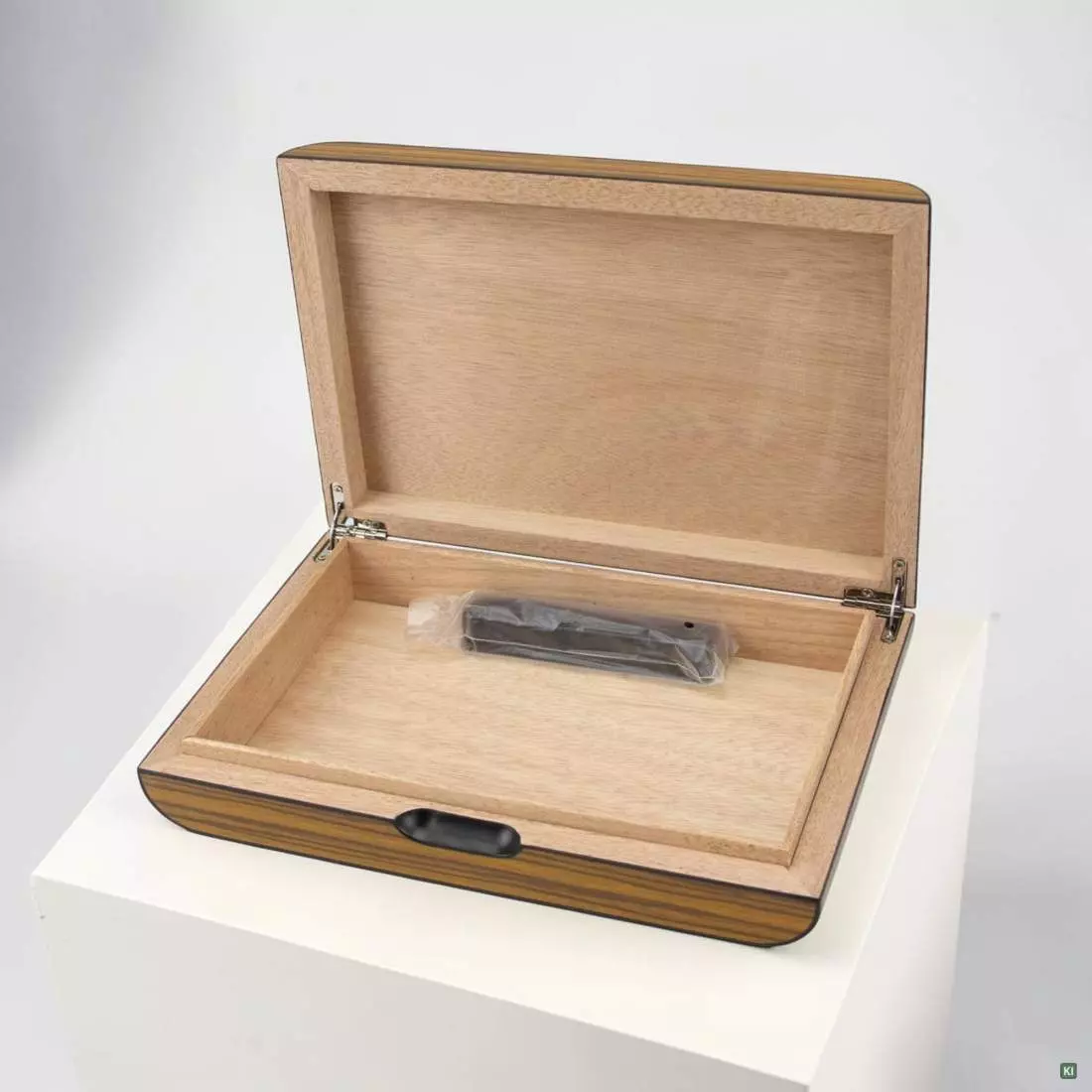 Produktbild: Humidor Zebra Finish matt ofen auf Sockel