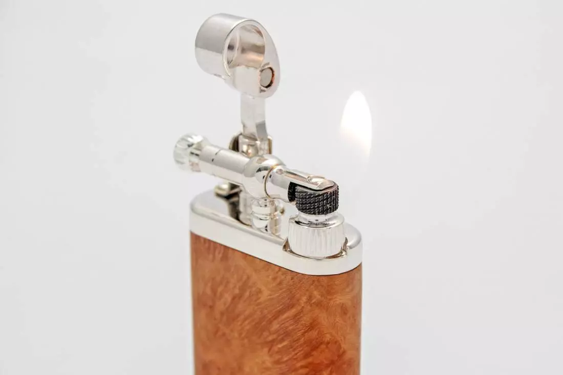 Artikelbild: IM Corona Old Boy 64-4012 Pfeifenfeuerzeug Flamme Produktbild: IM Corona Old Boy 64-4012 Pfeifenfeuerzeug Flamme