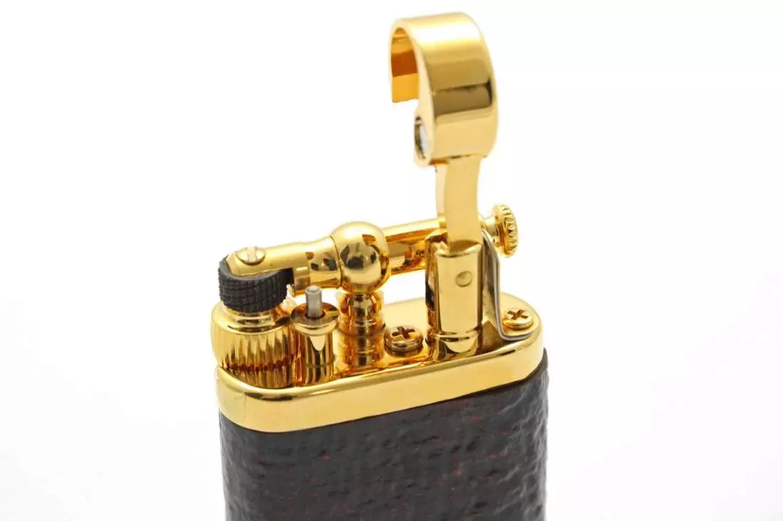 Artikelbild: IM Corona Old Boy 64-5003 Pfeifenfeuerzeug offen Produktbild: IM Corona Old Boy 64-5003 Pfeifenfeuerzeug offen