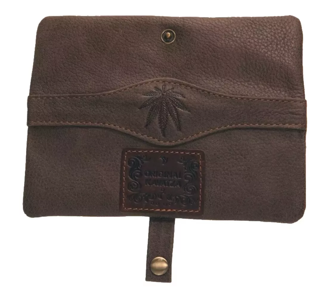 Artikelbild: Kavatza Cannaboy MP 16 Leder braun Mini Joint Tabaktasche Drehertasche Produktbild: Kavatza Cannaboy MP 16 Leder braun Mini Joint Tabaktasche Drehertasche