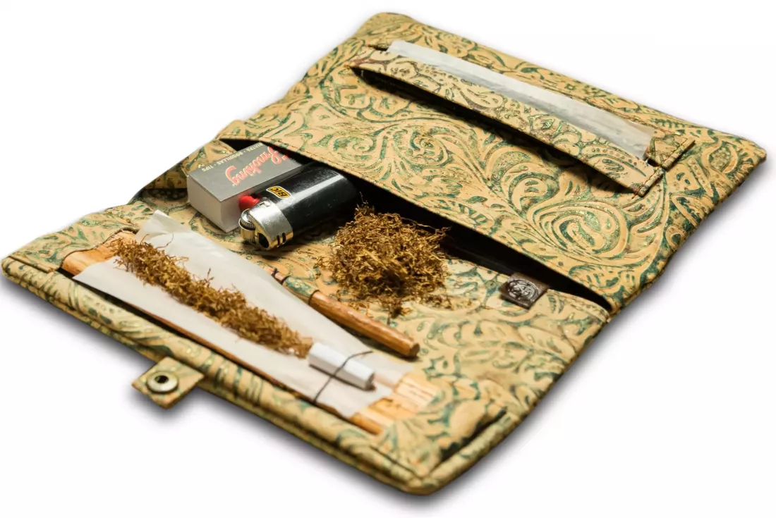 Artikelbild: Kavatza Atlantia PC 31 Korkhaut Joint Tabaktasche Drehertasche Produktbild: Kavatza Atlantia PC 31 Korkhaut Joint Tabaktasche Drehertasche