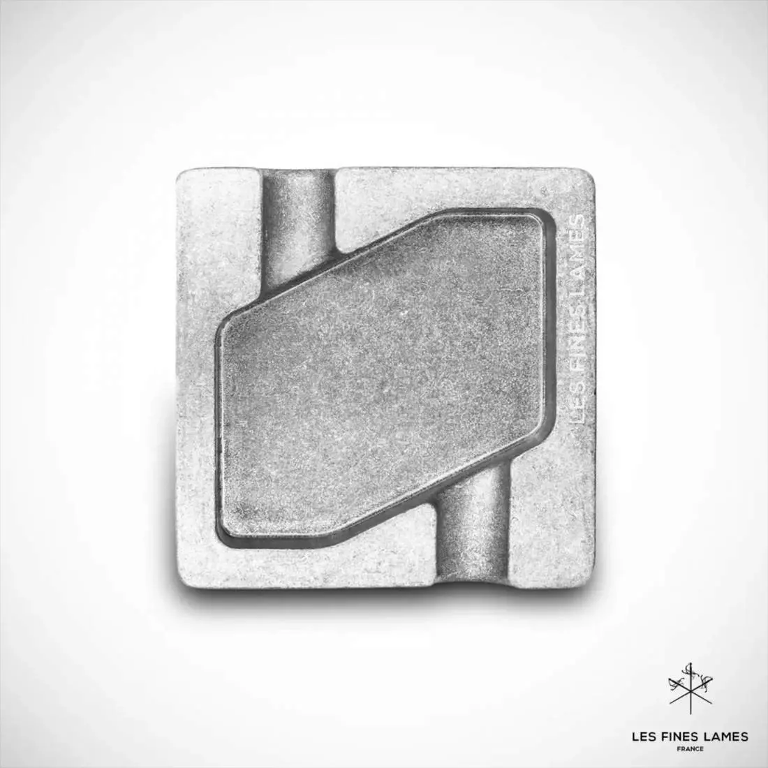 Produktbild: Les Fines Lames DYAD RAW Aluminum Banner 2