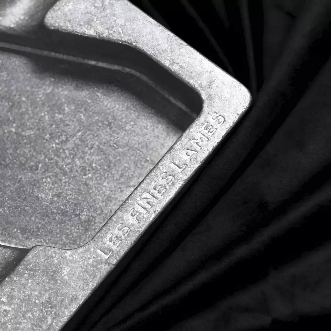 Produktbild: Les Fines Lames DYAD RAW Aluminum Beschriftung