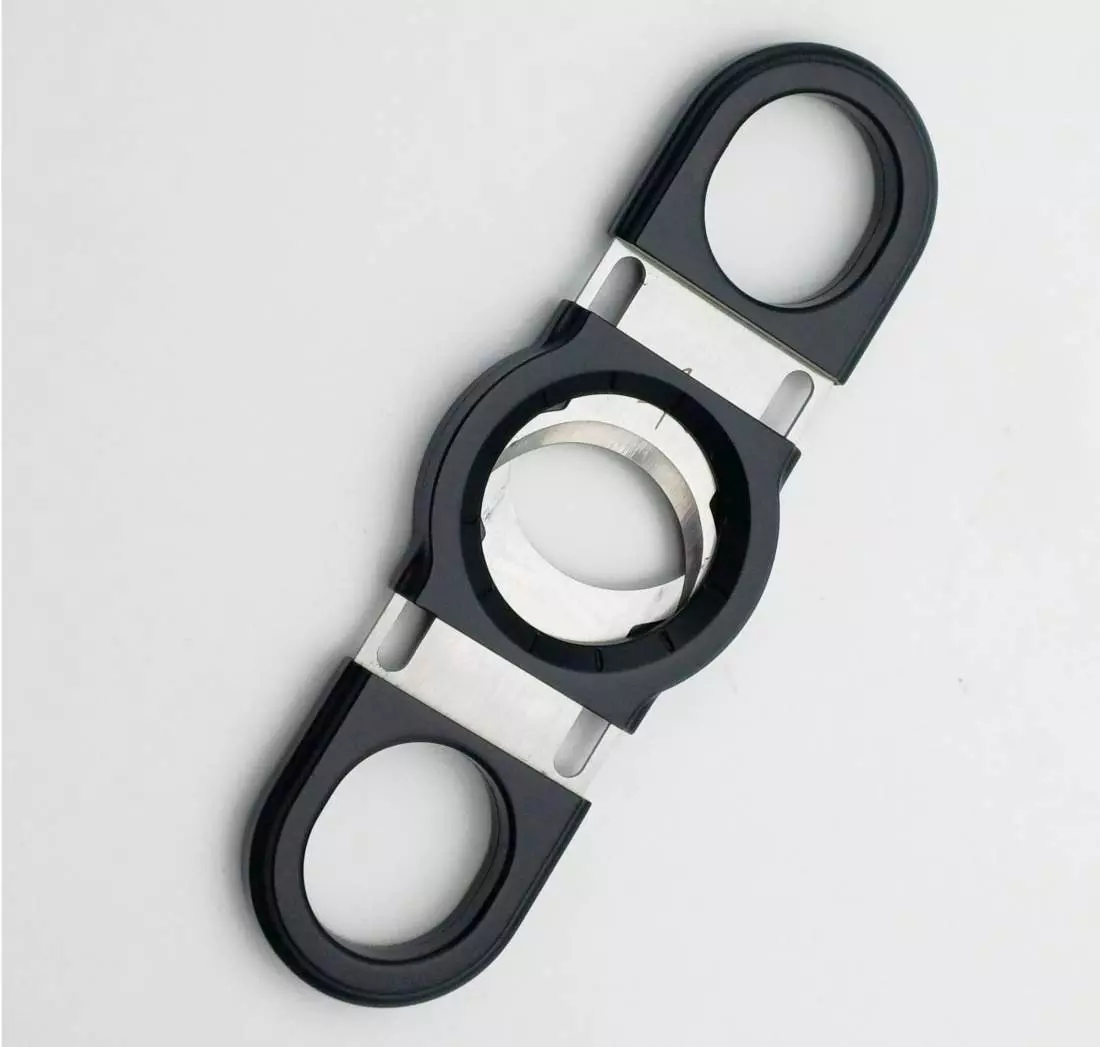 Produktbild: Lames La Guillotine Rotor Black halb geöffnet
